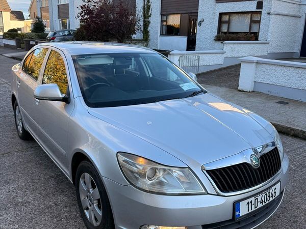 Skoda Octavia Saloon, Diesel, 2011, Silver