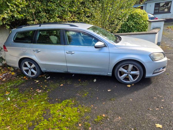 Volkswagen Passat Estate, Diesel, 2011, Silver