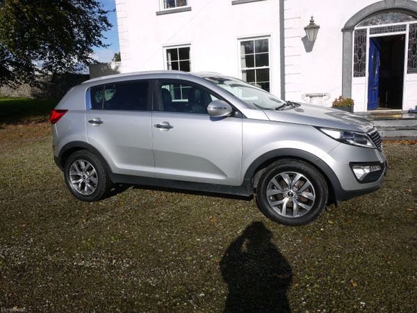 Kia Sportage SUV, Diesel, 2015, Silver