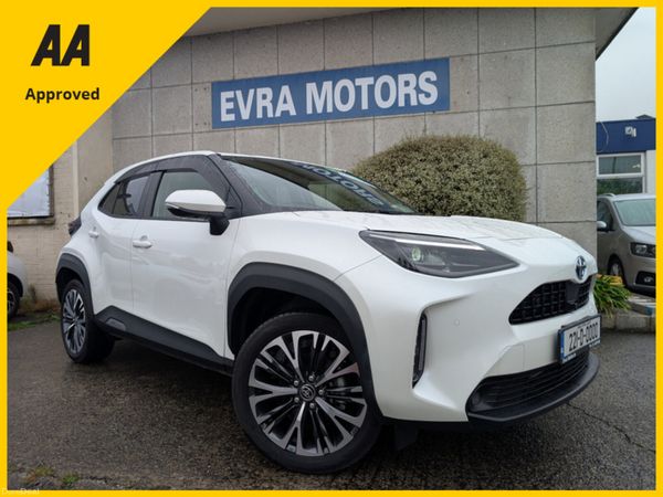 Toyota Yaris Cross Hatchback, Petrol Hybrid, 2022, White