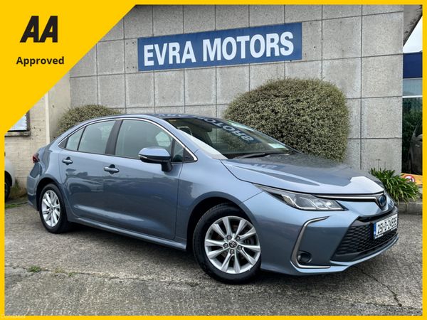 Toyota Corolla Saloon, Petrol Hybrid, 2025, Grey