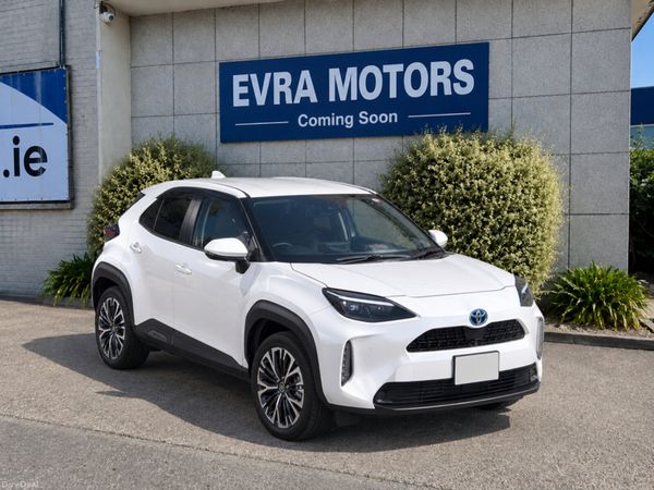 Toyota Yaris Cross SUV, Petrol Hybrid, 2020, White