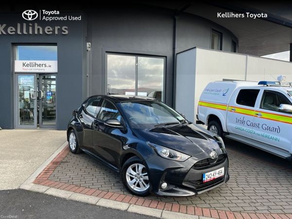 Toyota Yaris Hatchback, Petrol, 2024, Black