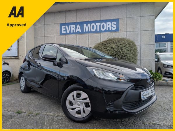Toyota Aqua Hatchback, Petrol Hybrid, 2022, Black