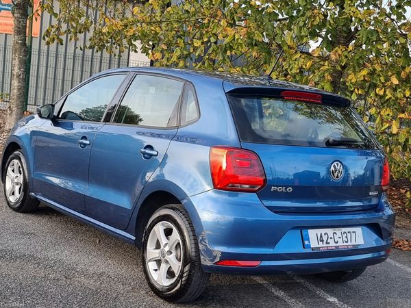 Volkswagen Polo Hatchback, Petrol, 2014, Green