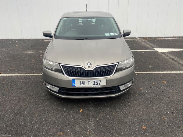 Skoda Rapid Hatchback, Diesel, 2014, Beige