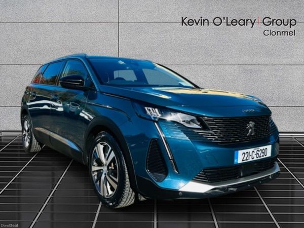 Peugeot 5008 MPV, Diesel, 2022, Blue