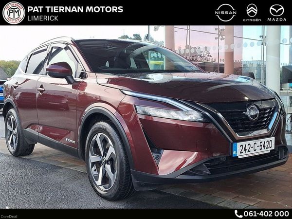 Nissan Qashqai MPV, Petrol, 2024, Red