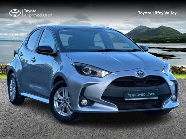 Toyota Yaris Hatchback, Petrol Hybrid, 2024, Grey