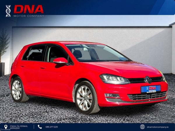 Volkswagen Golf Hatchback, Petrol, 2016, Red