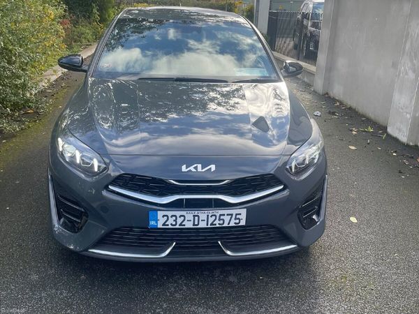 Kia Ceed Hatchback, Diesel Hybrid, 2023, Grey