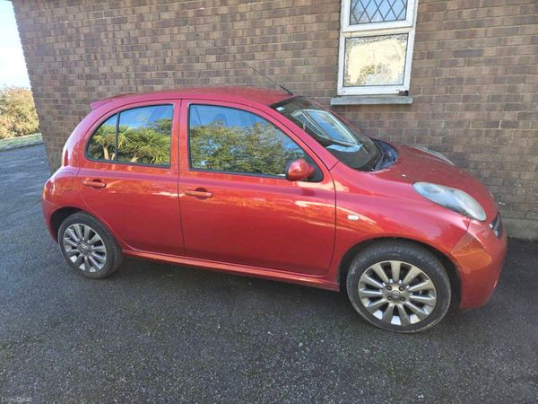 Nissan Micra Hatchback, Petrol, 2006, Red