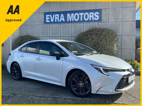 Toyota Corolla Saloon, Petrol Hybrid, 2022, White
