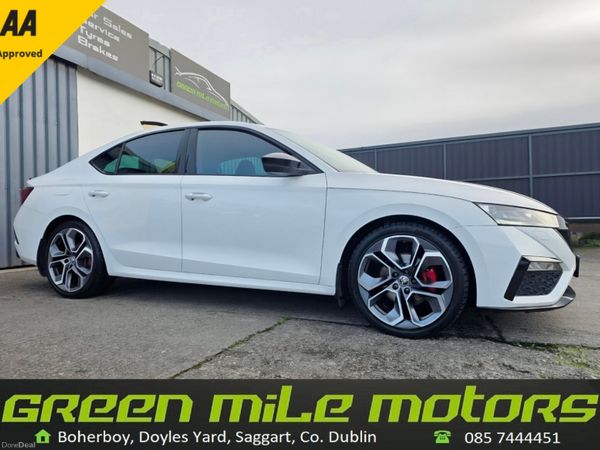 Skoda Octavia Saloon, Diesel, 2023, White