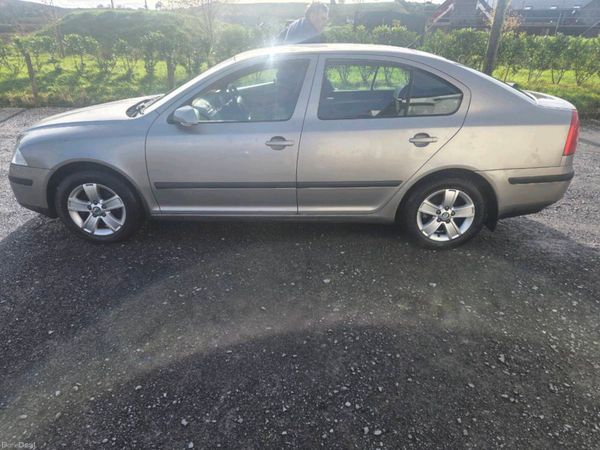 Skoda Octavia Hatchback, Diesel, 2008, Beige