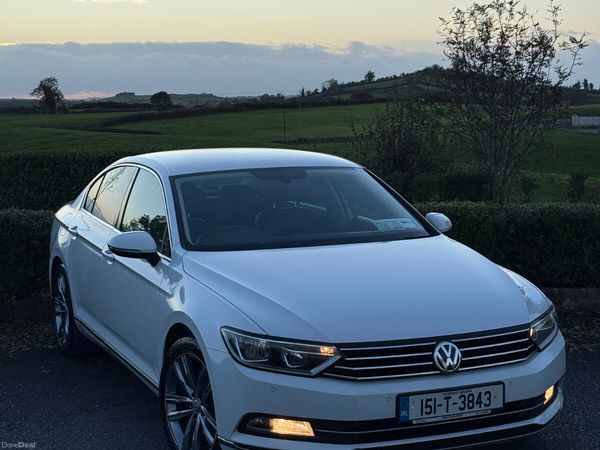 Volkswagen Passat Saloon, Diesel, 2015, White