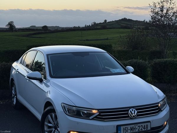 Volkswagen Passat Saloon, Diesel, 2015, White