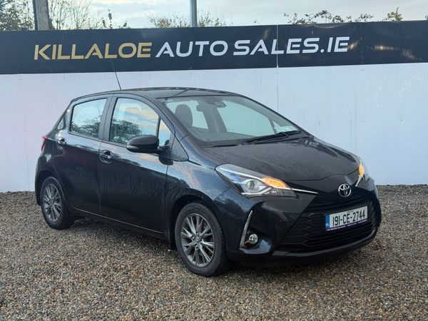 Toyota Yaris Hatchback, Petrol, 2019, Black
