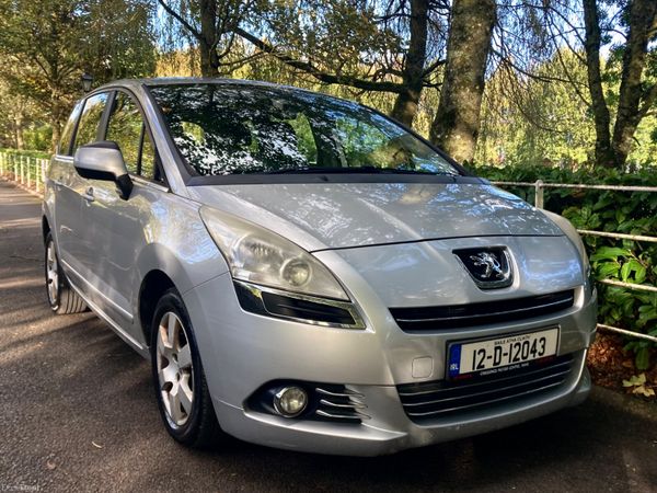 Peugeot 5008 MPV, Diesel, 2012, Grey