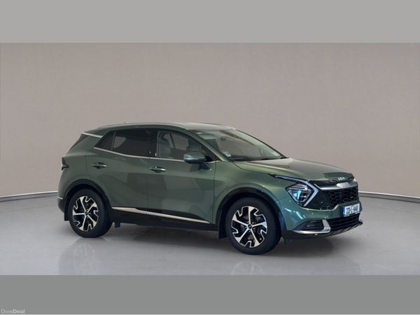 Kia Sportage MPV, Diesel, 2022, Green