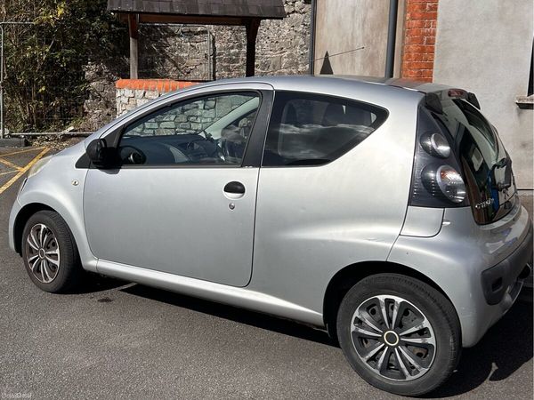 Citroen C1 Hatchback, Petrol, 2006, Silver