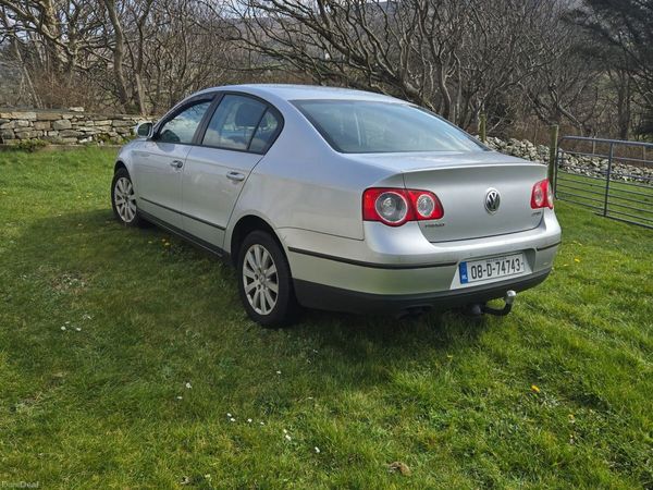 Volkswagen Passat Saloon, Diesel, 2008, Silver