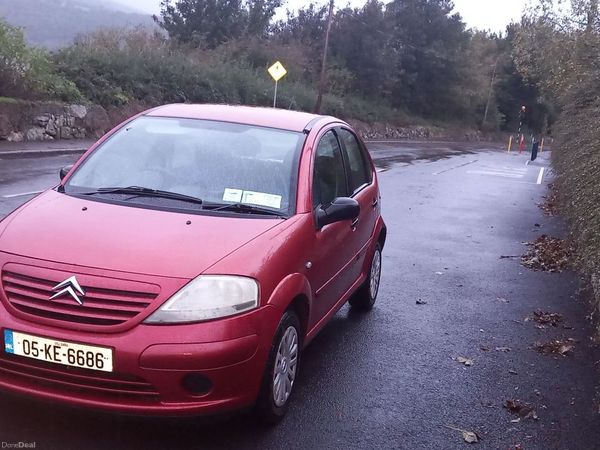 Citroen C3 Hatchback, Petrol, 2005, Red