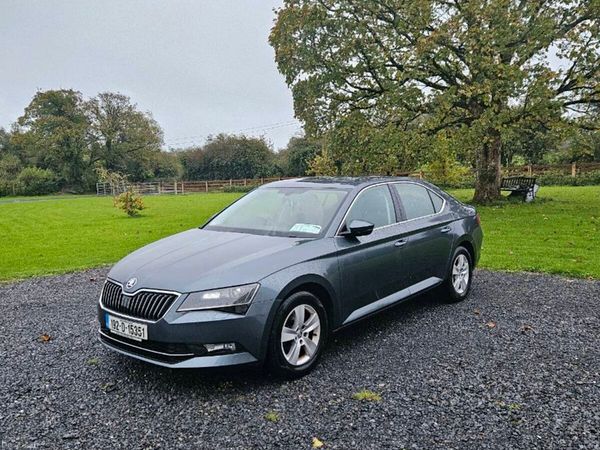 Skoda Superb Saloon, Diesel, 2019, Grey