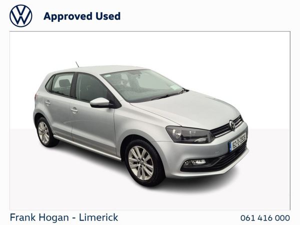 Volkswagen Polo Hatchback, Petrol, 2016, Silver