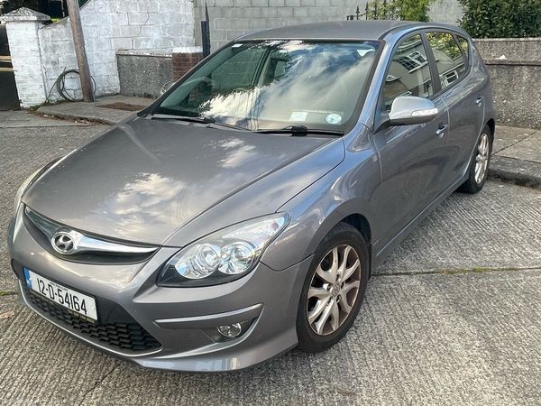 Hyundai i30 Hatchback, Petrol, 2012, Grey