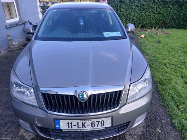 Skoda Octavia Hatchback, Diesel, 2011, Beige