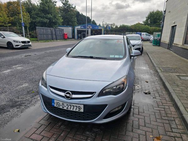 Opel Astra Saloon, Petrol, 2015, Silver