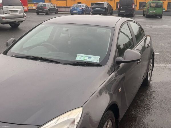 Opel Insignia Saloon, Diesel, 2011, Grey