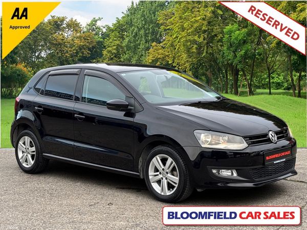 Volkswagen Polo Hatchback, Petrol, 2014, Black