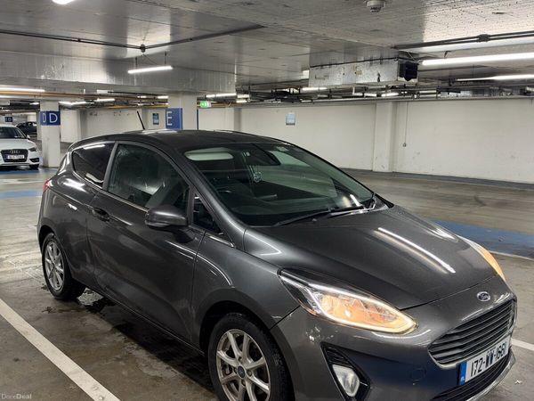 Ford Fiesta Hatchback, Petrol, 2017, Grey