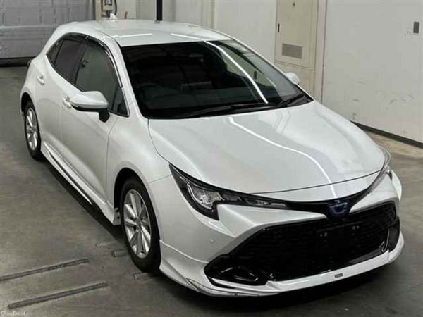 Toyota Corolla Hatchback, Petrol Hybrid, 2023, White