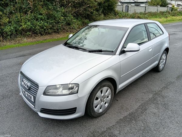 Audi A3 Hatchback, Diesel, 2010, Silver