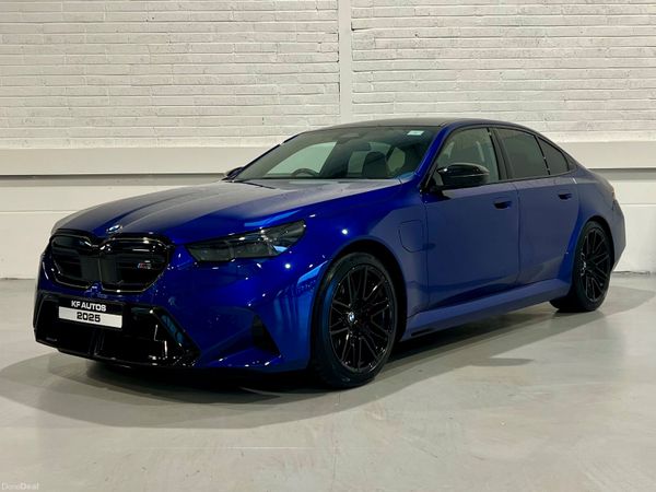 BMW M5 Saloon, Petrol Plug-in Hybrid, 2025, Blue