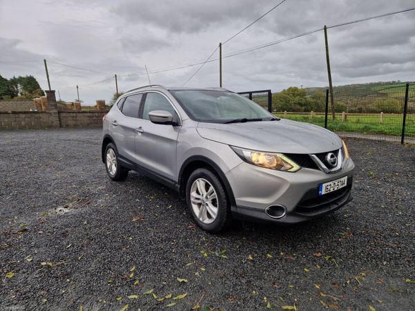 Nissan Qashqai Hatchback, Diesel, 2016, Silver