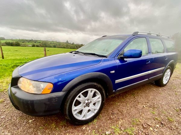 Volvo XC70 Estate, Diesel, 2006, Blue