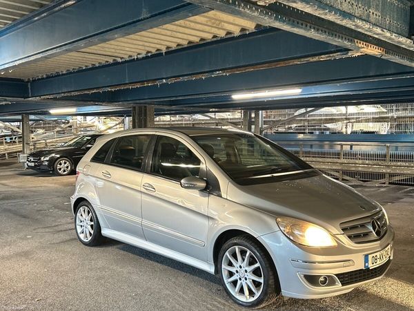 Mercedes-Benz B-Class MPV, Petrol, 2008, Silver