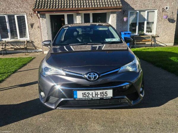 Toyota Avensis Saloon, Diesel, 2015, Grey