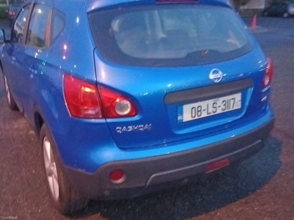 Nissan Qashqai Hatchback, Diesel, 2010, Silver