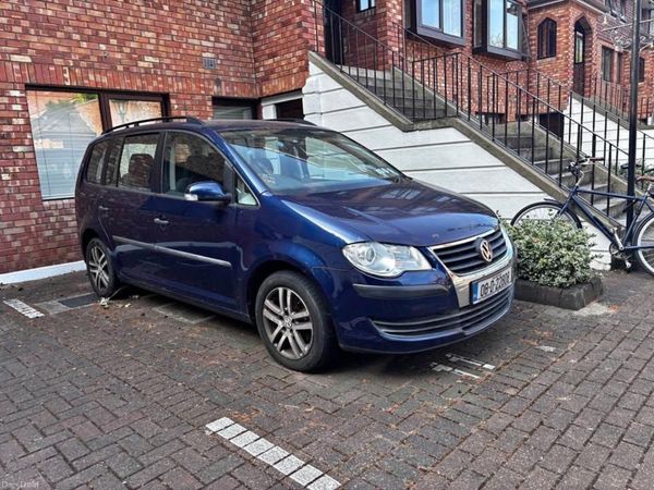 Volkswagen Touran MPV, Petrol, 2008, Blue