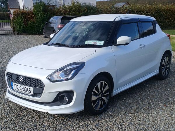 Suzuki Swift Hatchback, Petrol, 2017, White