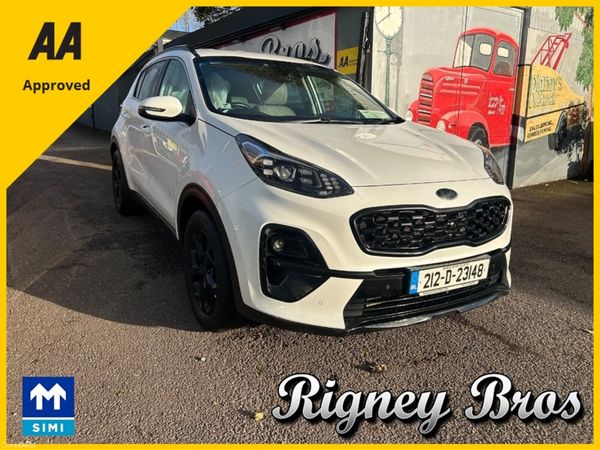 Kia Sportage MPV, Diesel, 2021, White