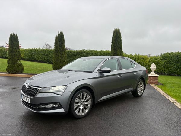 Skoda Superb Saloon, Diesel, 2023, Grey