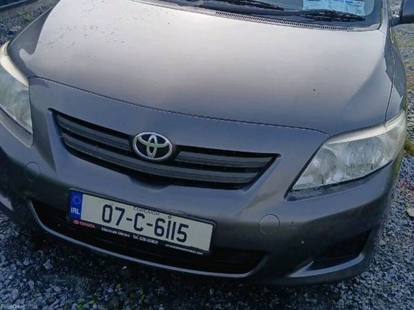Toyota Corolla Saloon, Petrol, 2007, Grey