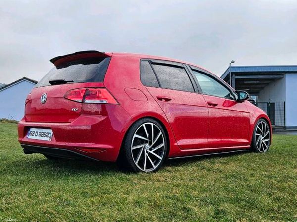 Volkswagen Golf Hatchback, Diesel, 2016, Red