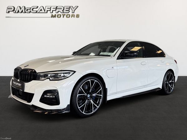 BMW 3-Series Saloon, Petrol Hybrid, 2020, White